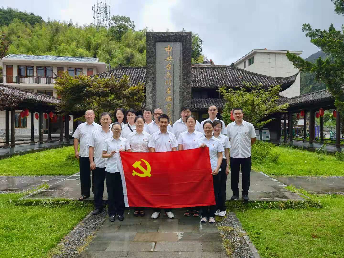 1626943608637949.jpg 桐樹坑黨員學(xué)習(xí).jpg