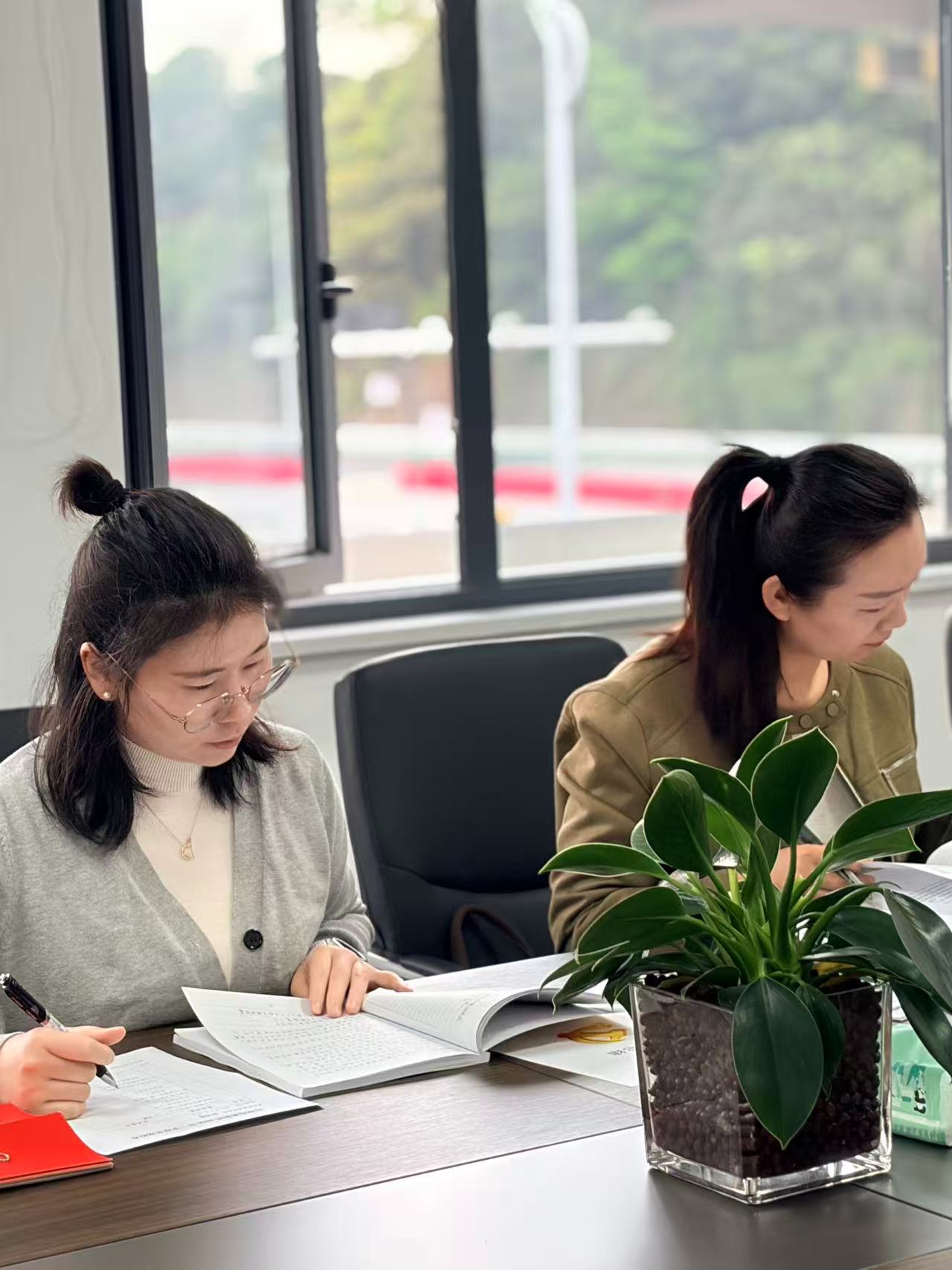 1776069807505201.jpg 26bc66b0cd6824219d87c2c211117332.jpg